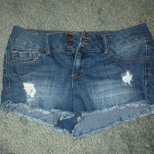 Short denim shorts